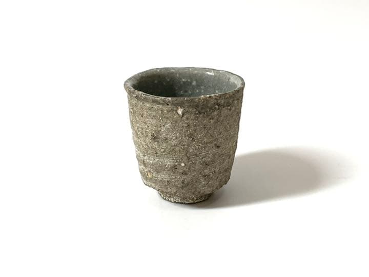 作家物　陶芸家　作者不明　炻器　酒器　酒盃　筒盃　ぐい呑　加守田章二