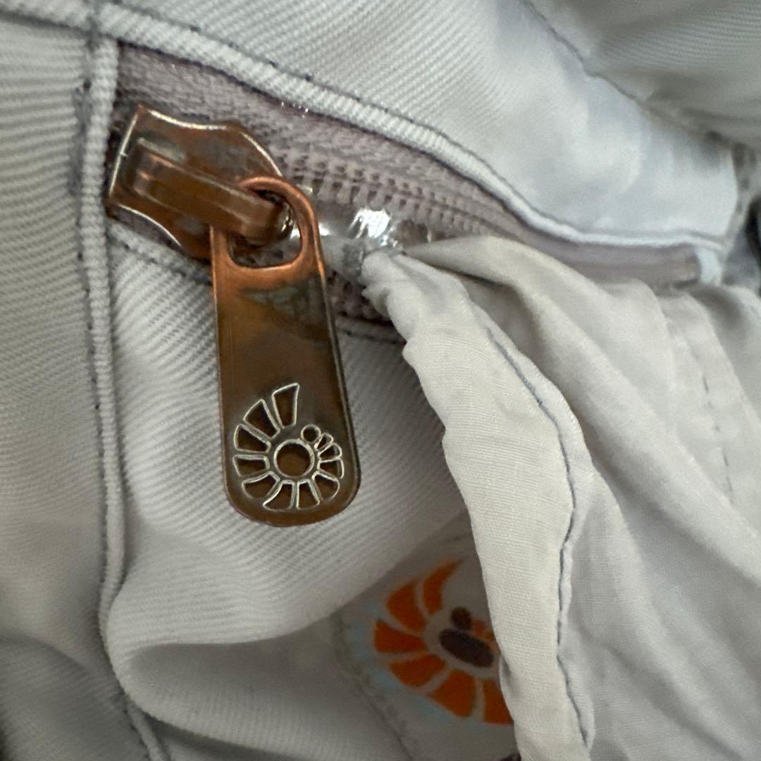 限定価格 エルゴベビー　オムニブリーズ　グレー　抱っこ紐　収納ポーチ付き