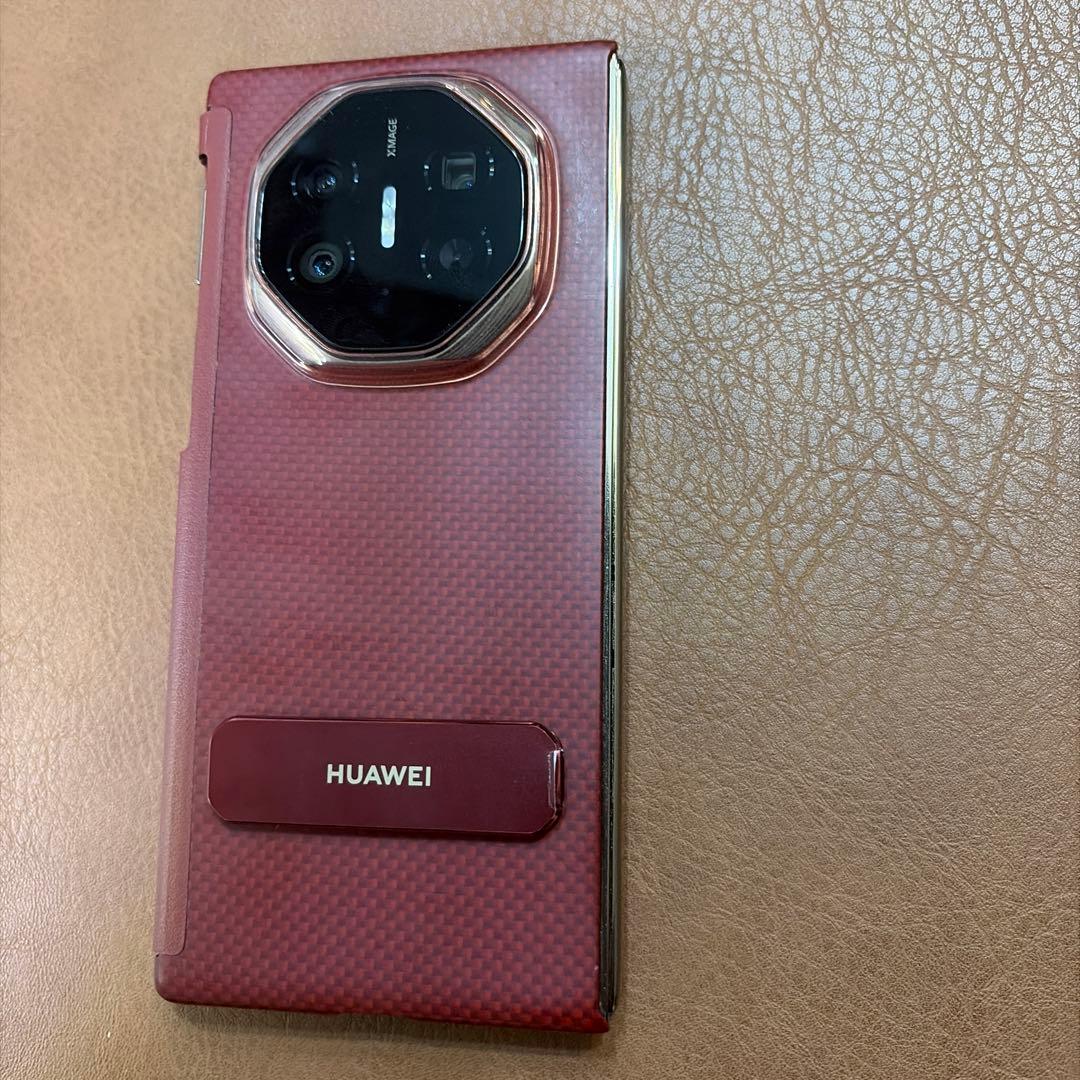 スマートフォン本体 HUAWEI Mate XT | ULTIMATE DESIGN