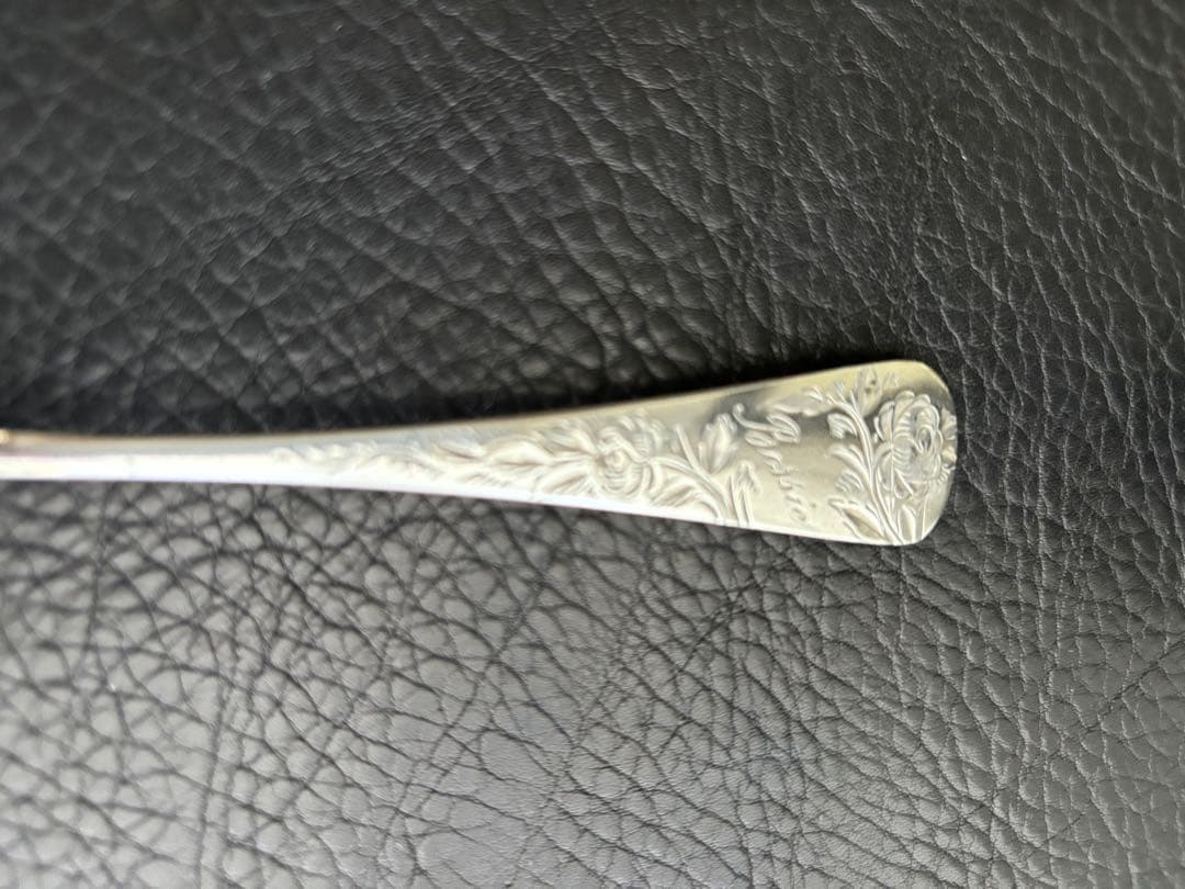 純銀／スターリング　お花のブライトカット　バターナイフとスプーン