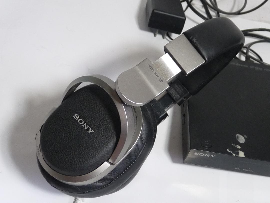 SONY ワイヤレスヘッドフォンセット MDR-HW700／DP-HW700