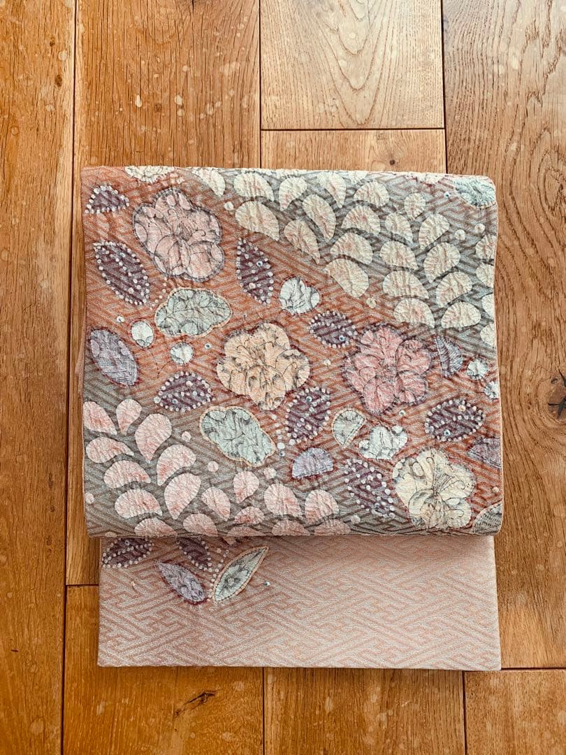 辻ヶ花柄 紗綾形地模様 袋帯 正絹 ピンクベージュ×銀糸 お太鼓柄