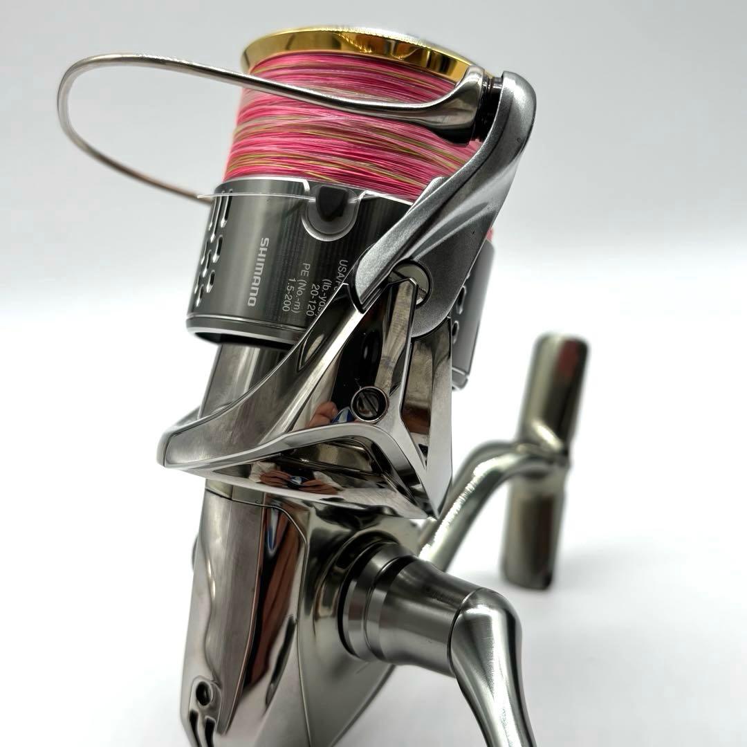 美品✨ 18 ステラ 4000MHG シマノ リール 釣具 フィッシング