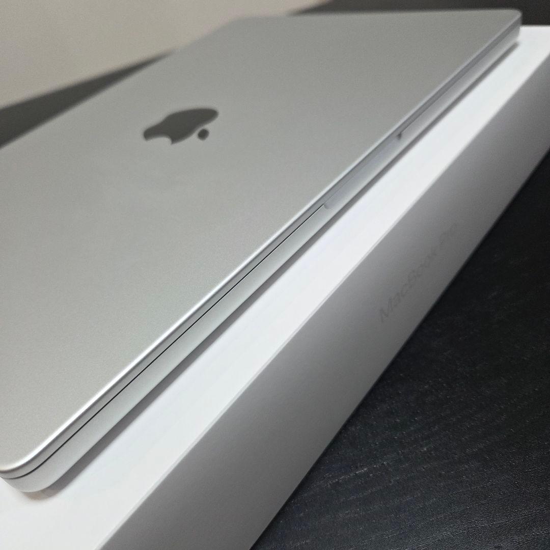 Apple MacBook Pro M3 1TB 14インチ