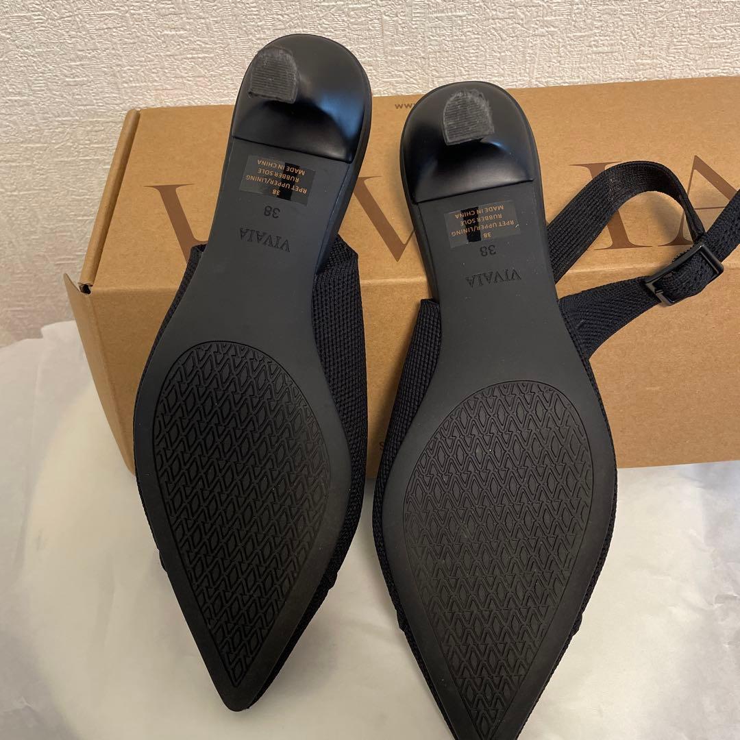 人気　ほぼ新品！VIVAIA 黒 スリングバック ポインテッドトゥ サンダル