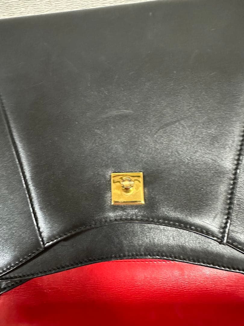 P*e様 カルティエ　Cartier 小物入れ付き　ハンドバッグ