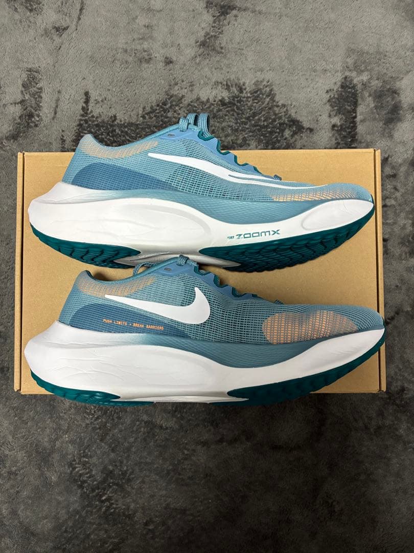 ズームフライ５　25.5