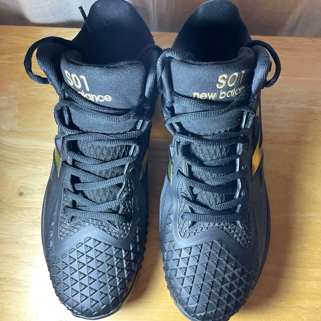 New Balance 901トレーニングシューズ ブラック/ゴールド大谷モデル