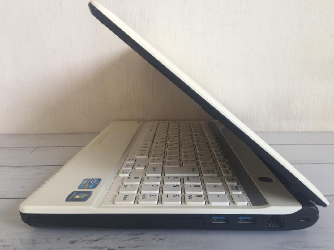 NEC PC-VK17HHTND 13.3型液晶 コンパクト テンキ付きノート