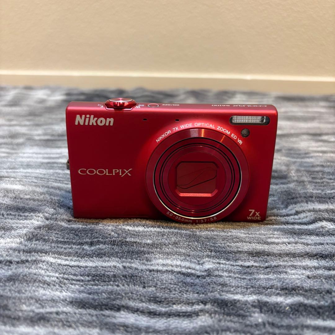 【極美品】Nikon COOLPIX S6100 デジタルカメラ　付属品完備