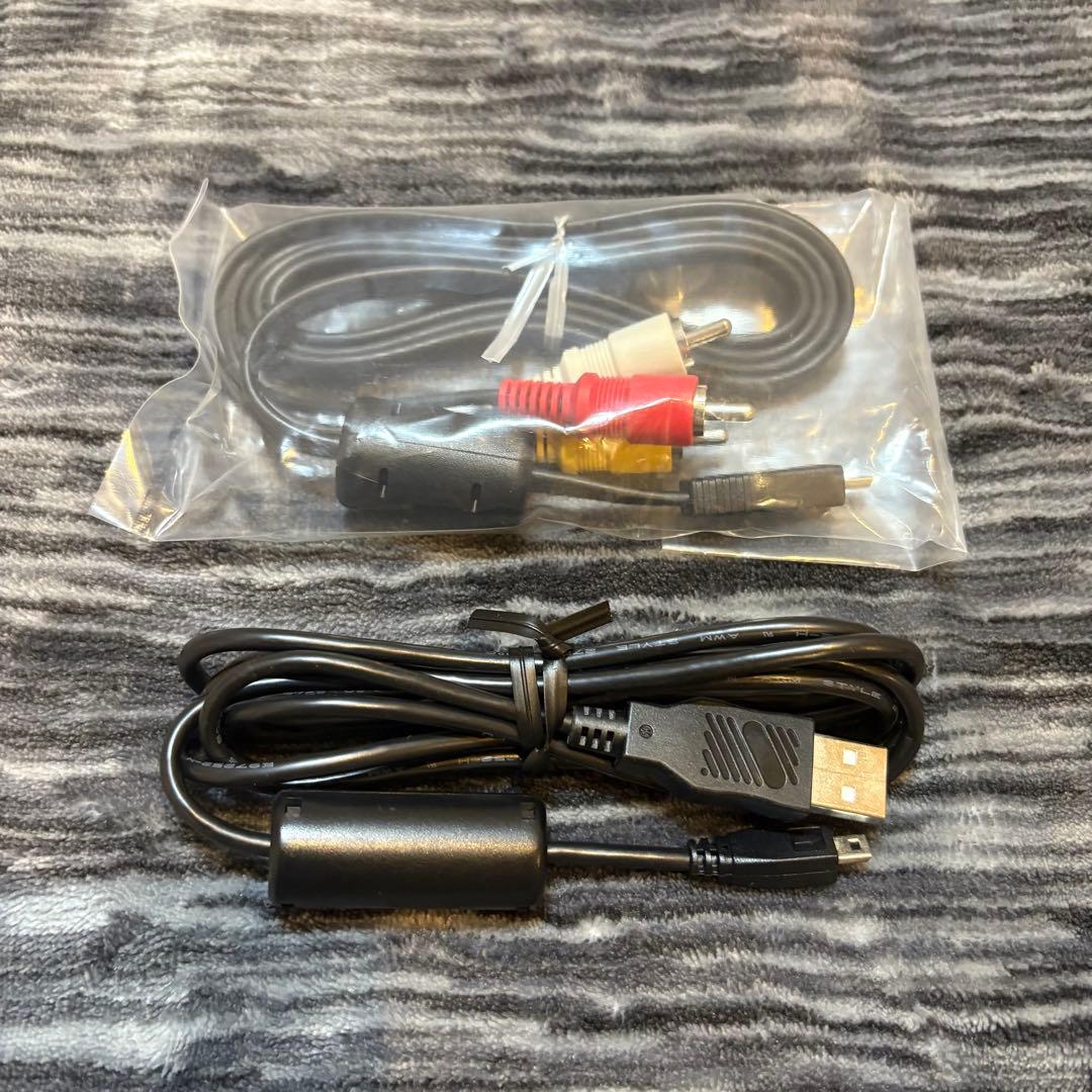 【極美品】Nikon COOLPIX S6100 デジタルカメラ　付属品完備