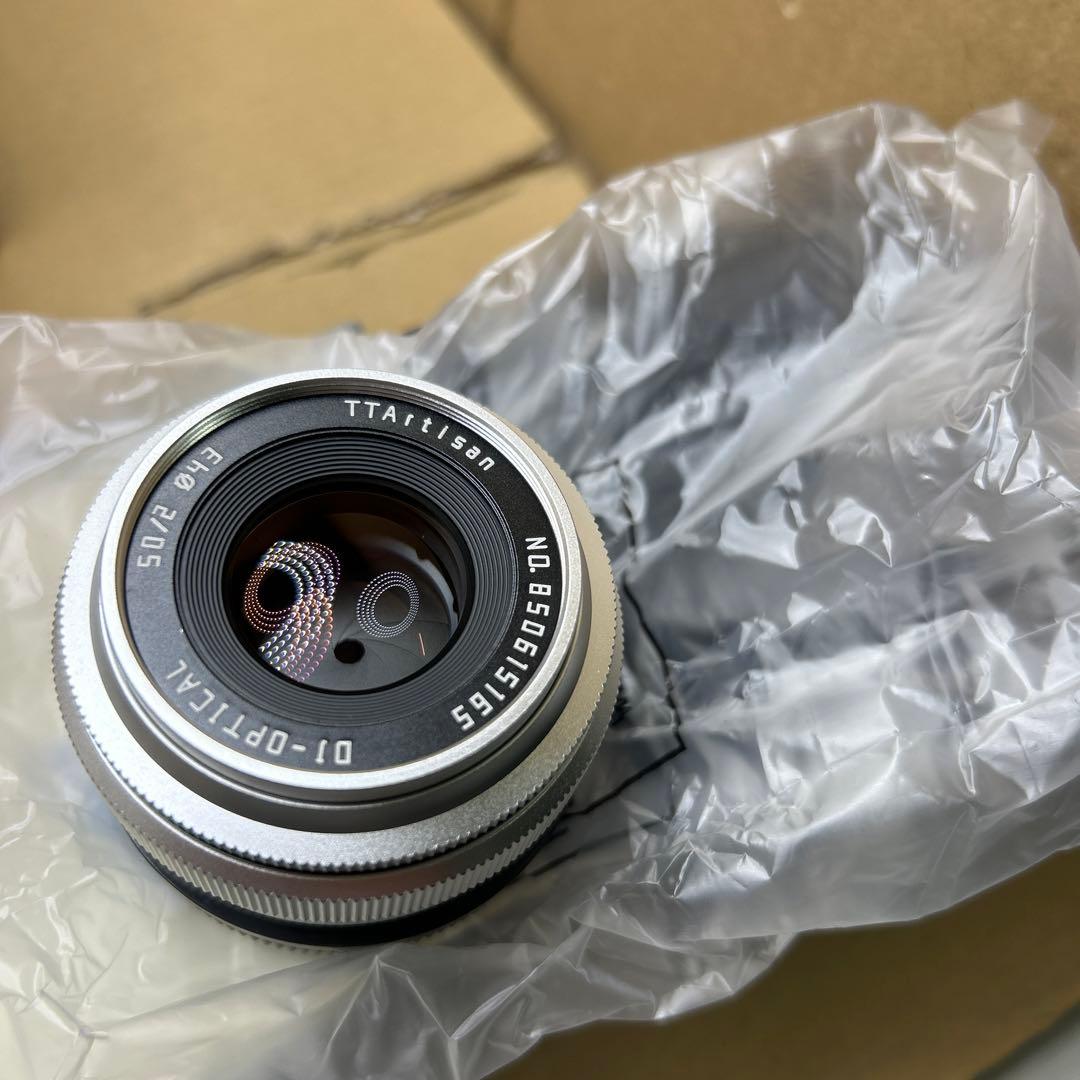 銘匠光学 TTArtisan 50mm f/2 EOS Mマウント　シルバー