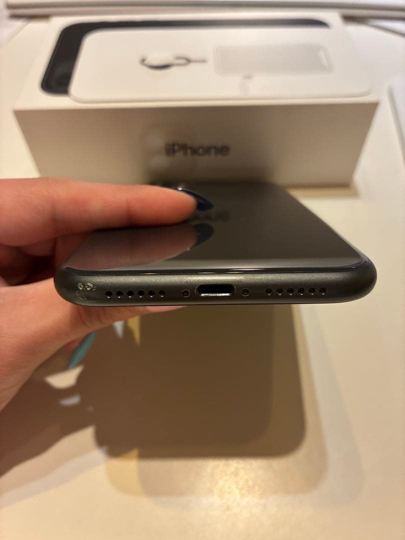 【ジャンク品】Apple iPhone 11ブラック 本体(箱あり)