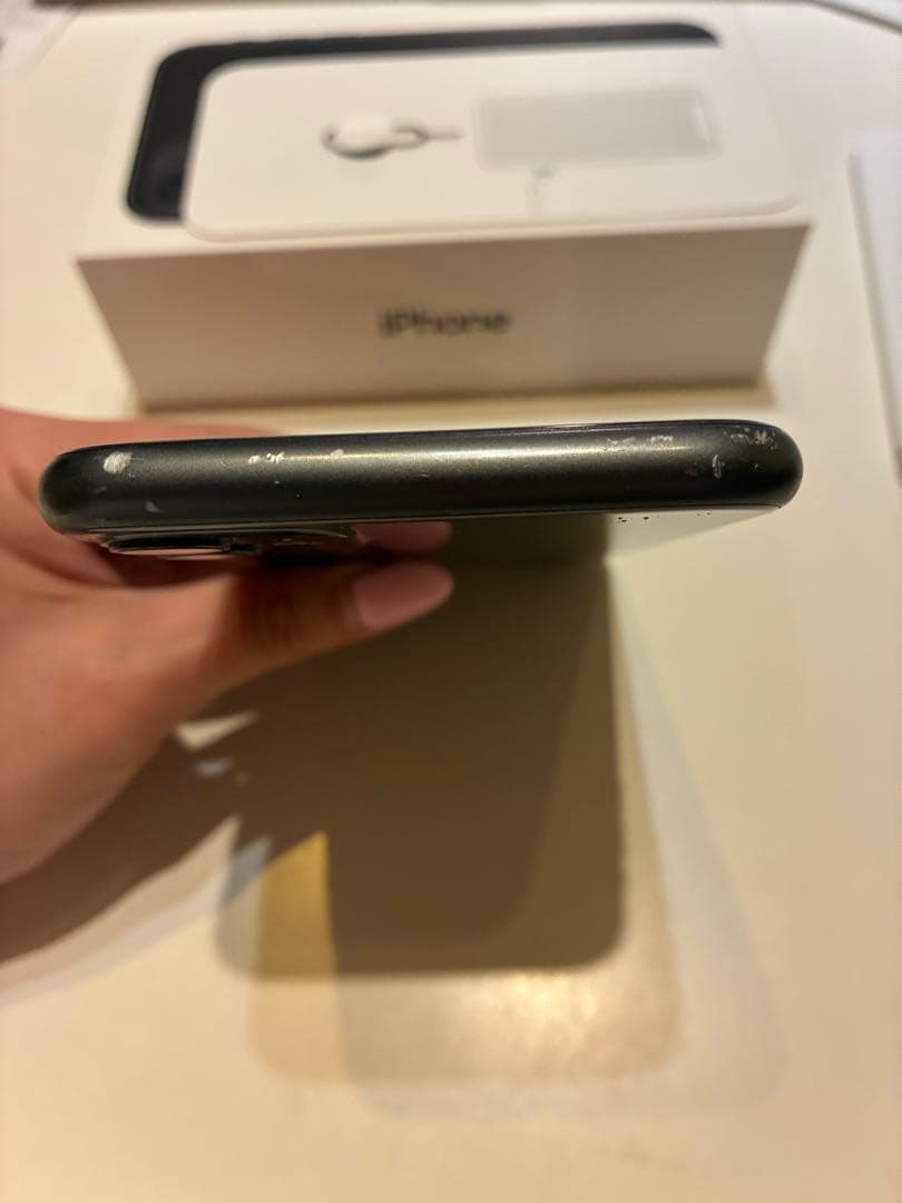 【ジャンク品】Apple iPhone 11ブラック 本体(箱あり)