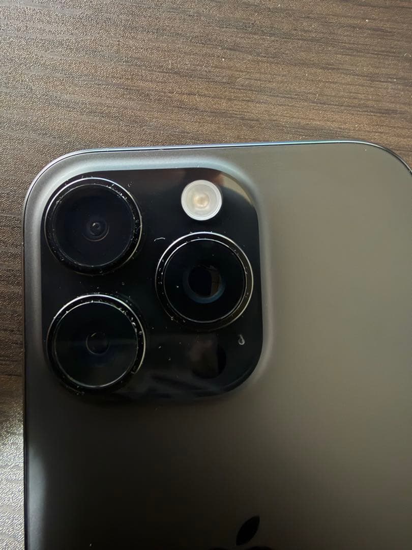 シ*ナ様 Apple iPhone 16 Pro 本体 充電ケーブル　画面保護シ