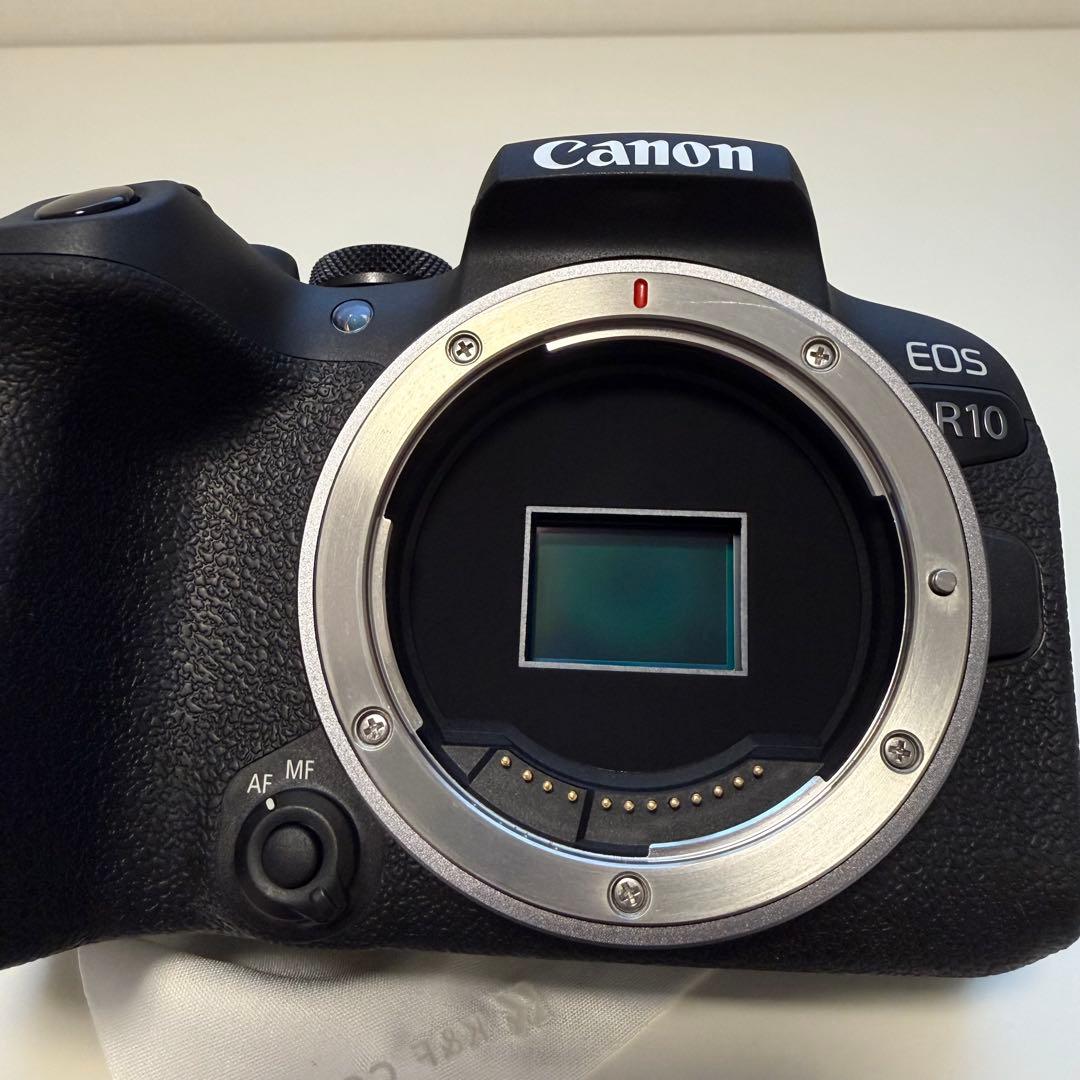 【極美品】Canon EOS R10 RF-S18-45 レンズキット