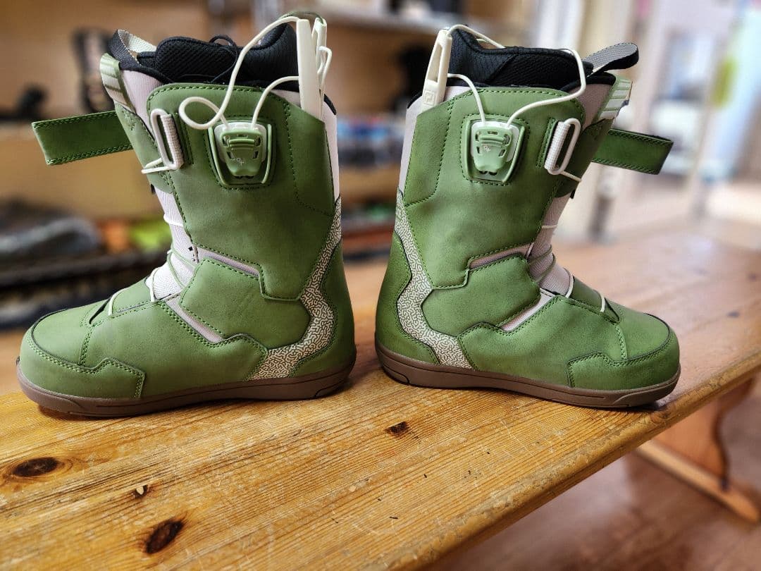 スノーボード 24-25 DEELUXE TEAM ID LARA 24.5cm