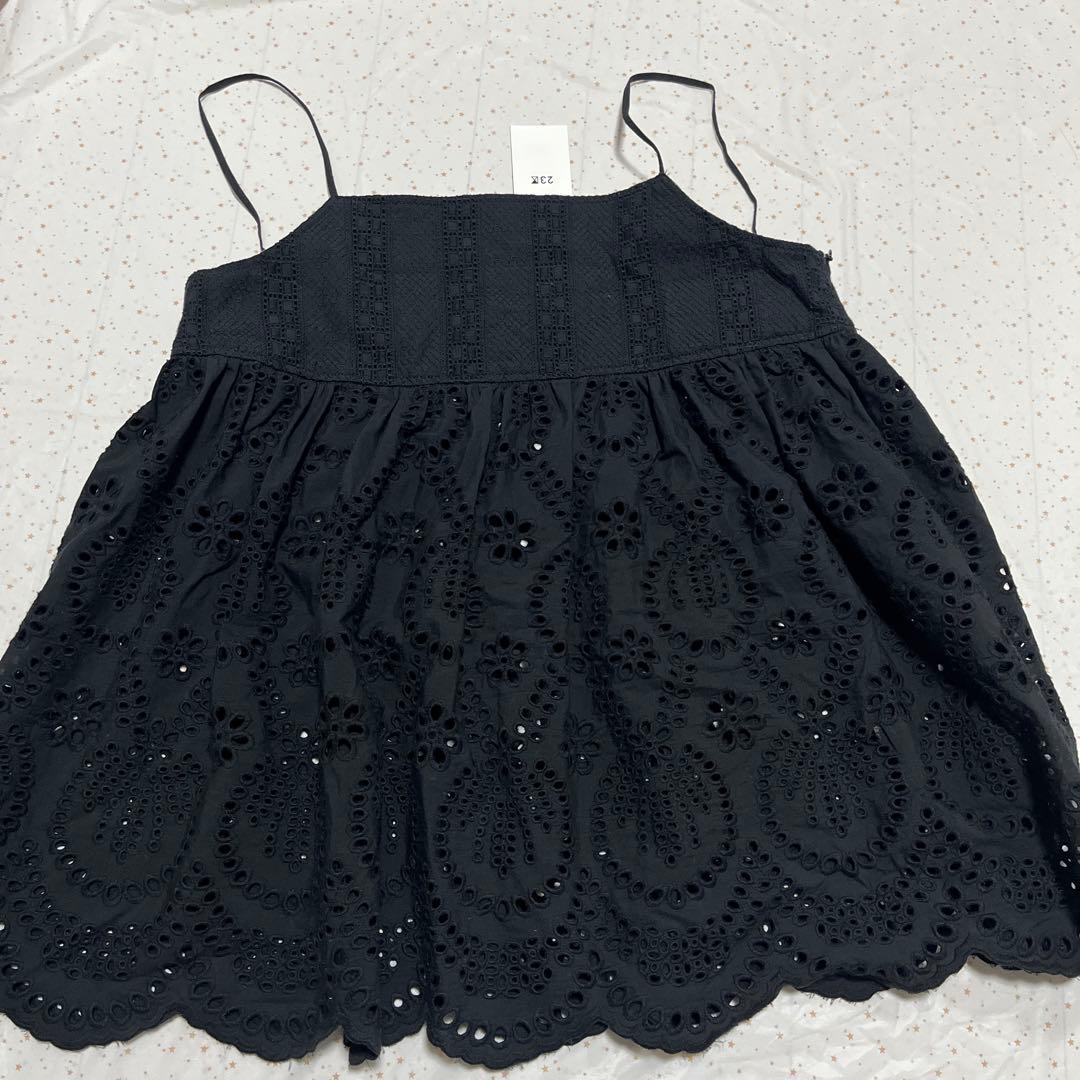 【新品】23区　コットンエンブロイダリー キャミソール　ブラック（レディースM）