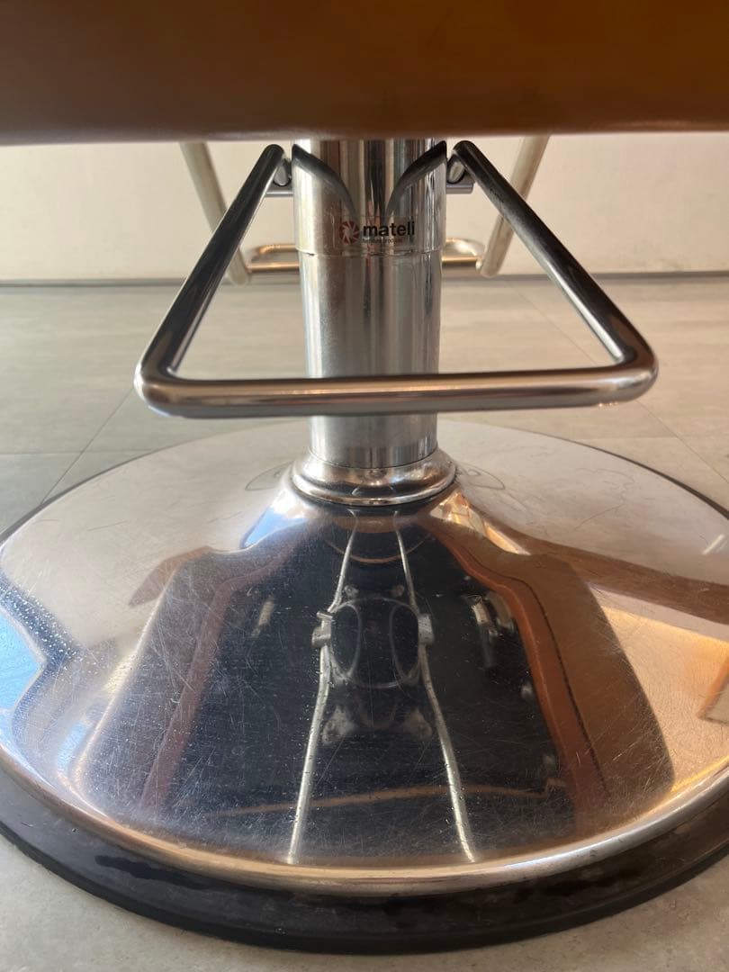 mateli美容院セットチェア　A-②