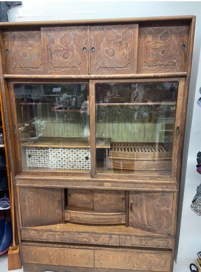 値下げしました！欅&スギ　　茶箪笥　木製品　高級家具　アンティーク　木目　棚