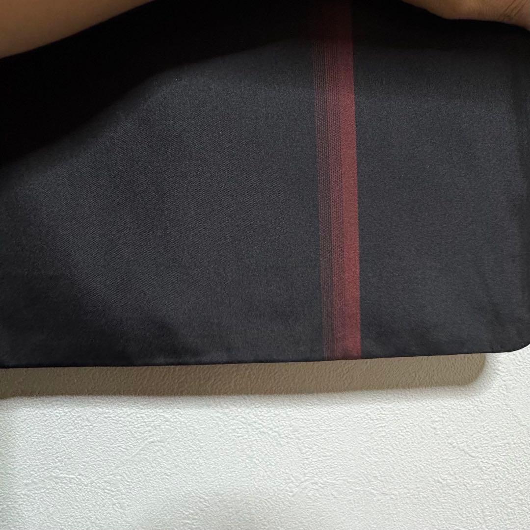 超美品　着物　正絹　袷　現代　紬　171裄67 黒　赤　大島紬　トール　シンプル