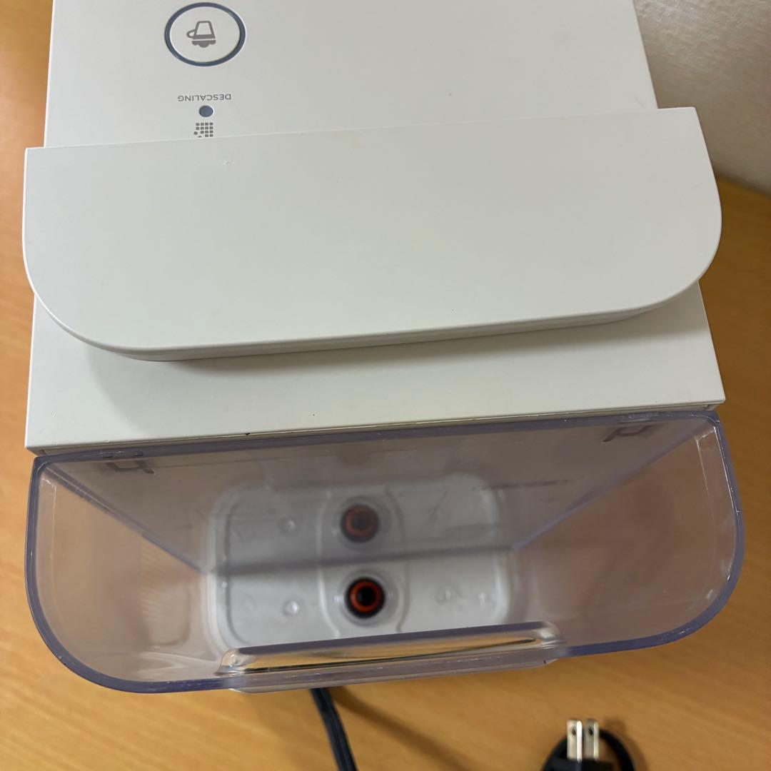 ネスプレッソ ラティシマワン カプセル式コーヒーメーカー F111