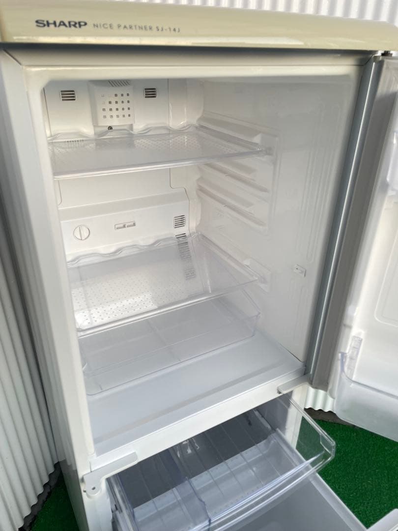 922 シャープ 左右付け替え可能 2ドア冷蔵庫 一人暮らし 単身 国産 レトロ