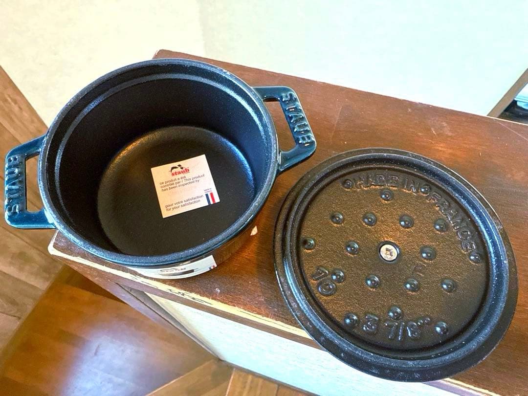 ストウブＳＴＡＵＢ限定色ラメール正規ココットラウンド１０ｃｍ新品未使用生涯保証付