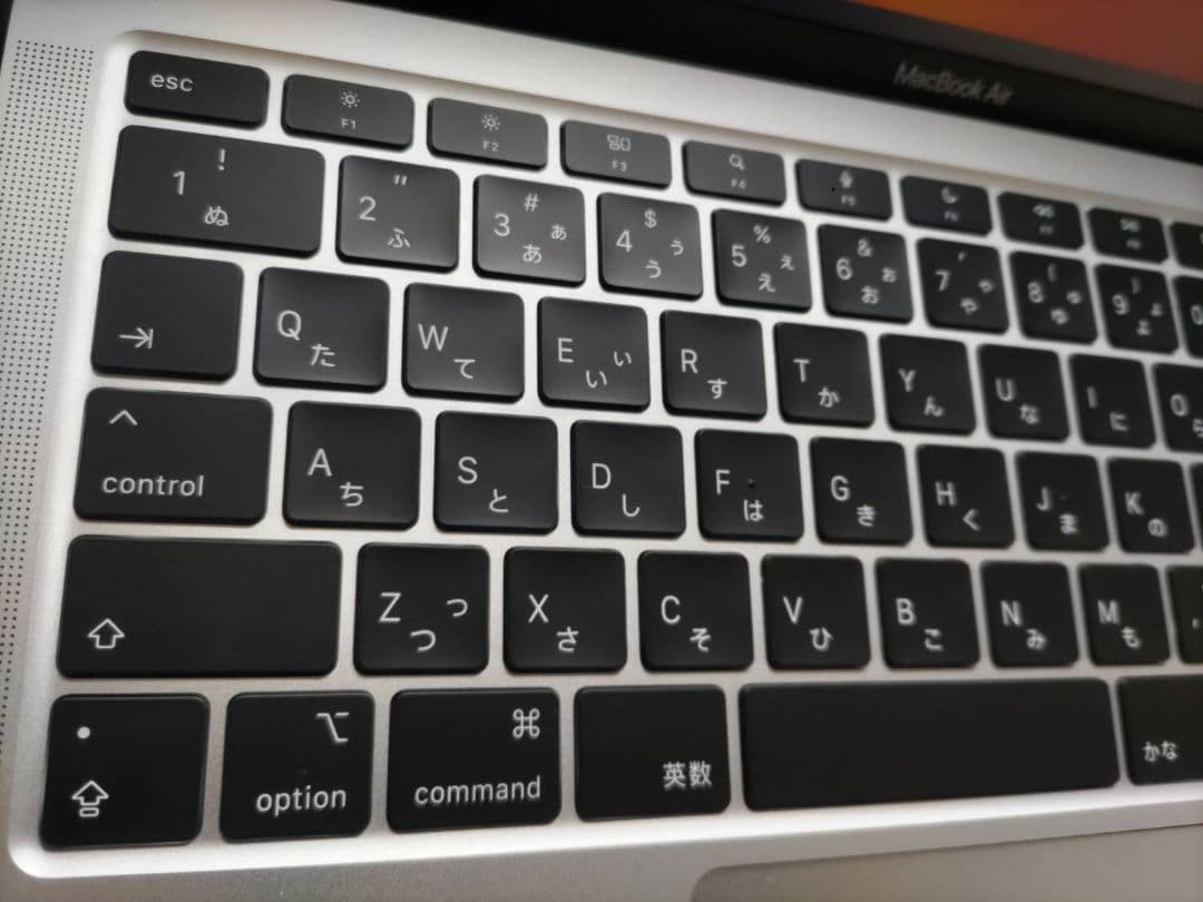 M1チップ搭載 Apple MacBook Air 本体 美品