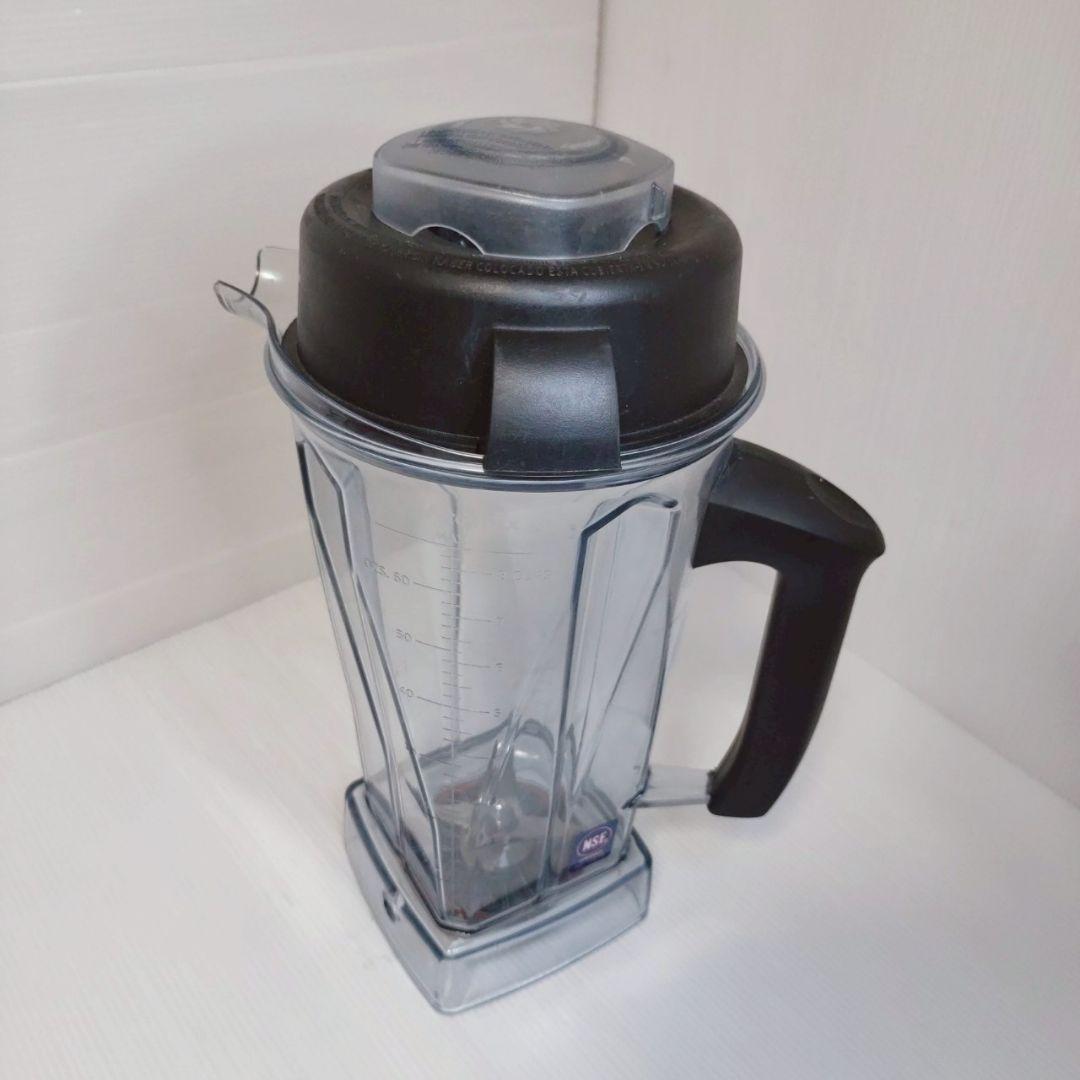 Vitamix VM0111 赤 ジューサー・ミキサー