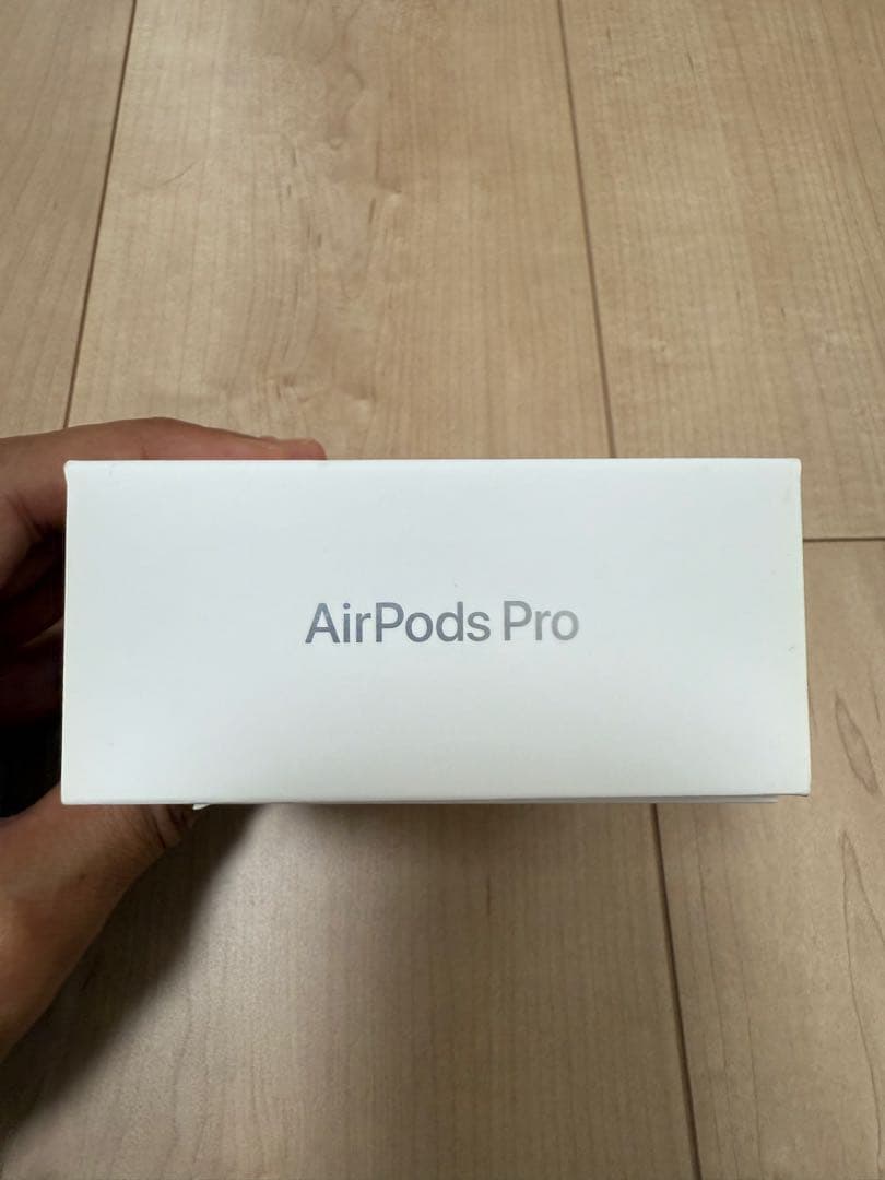 AirPods Pro 2 エアポッズプロ2 純正　正規品　本物　付属品あり