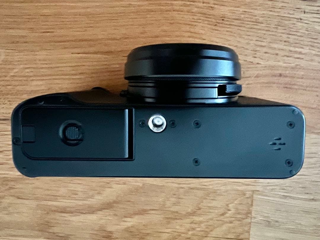 美品 FUJIFILM X100vi ブラック　富士フィルム　富士フイルム