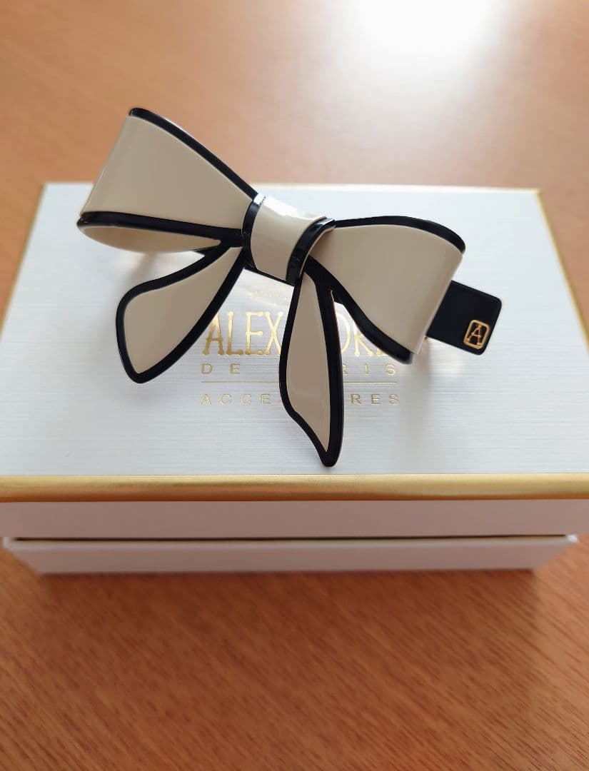 美品 アレクサンドルドゥパリ 2点 リボンバレッタ スワロフスキー ヴァンドーム