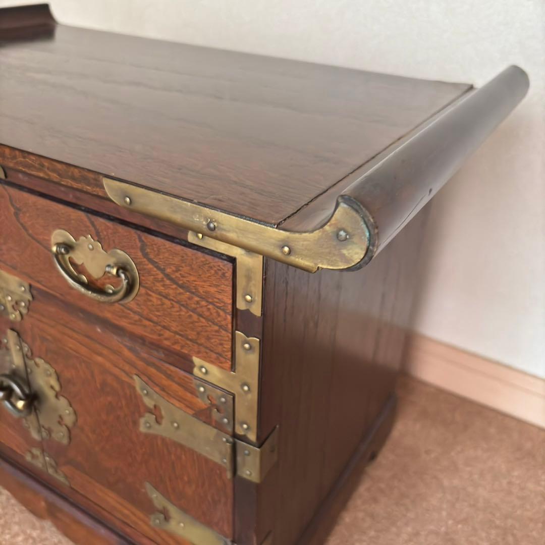 李朝 李朝家具 真鍮金具 無垢材 魚型錠前 モリジャン バンダジ 箪笥 韓国美術