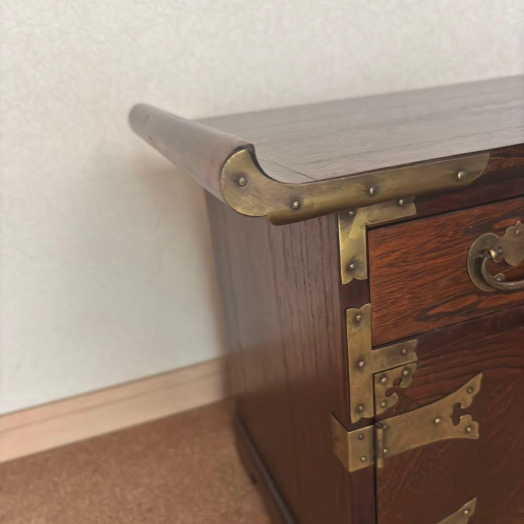 李朝 李朝家具 真鍮金具 無垢材 魚型錠前 モリジャン バンダジ 箪笥 韓国美術