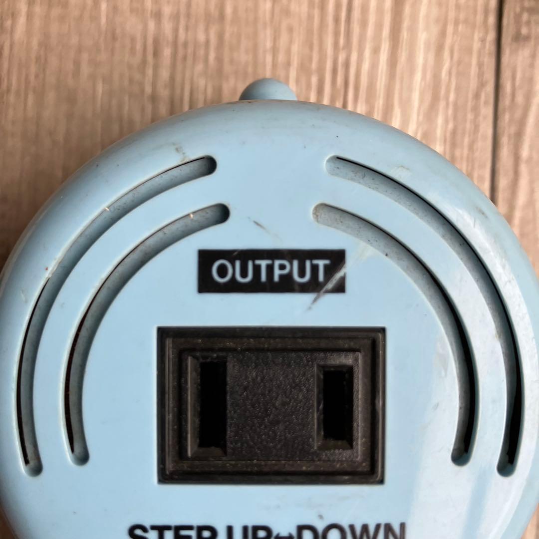 E壁東京興電 KODEN 変圧器 TB-250SW ＆ 海外用変換プラグCタイプ