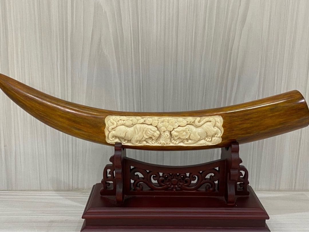 天然マンモス牙美しい手作り彫刻 虎虎生威 置物飾り