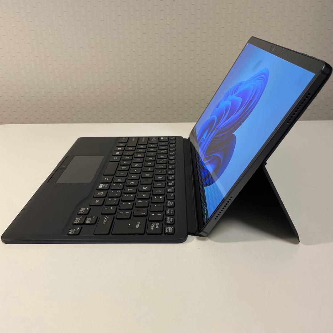 Windowsタブレット 有機EL Core i7 16GB SSD512GB