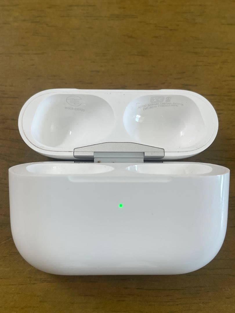 AirPods Pro 本体 ホワイト　エアポッズプロ　アップル純正