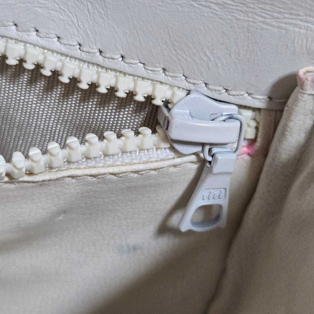 極美品 CELINE ショルダーポーチ トリオンフエンブレム 金具