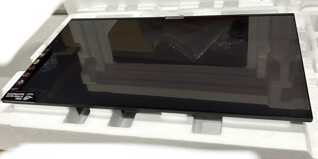 ASUS ROG Strix OLED XG27ACDMS 26.5インチ