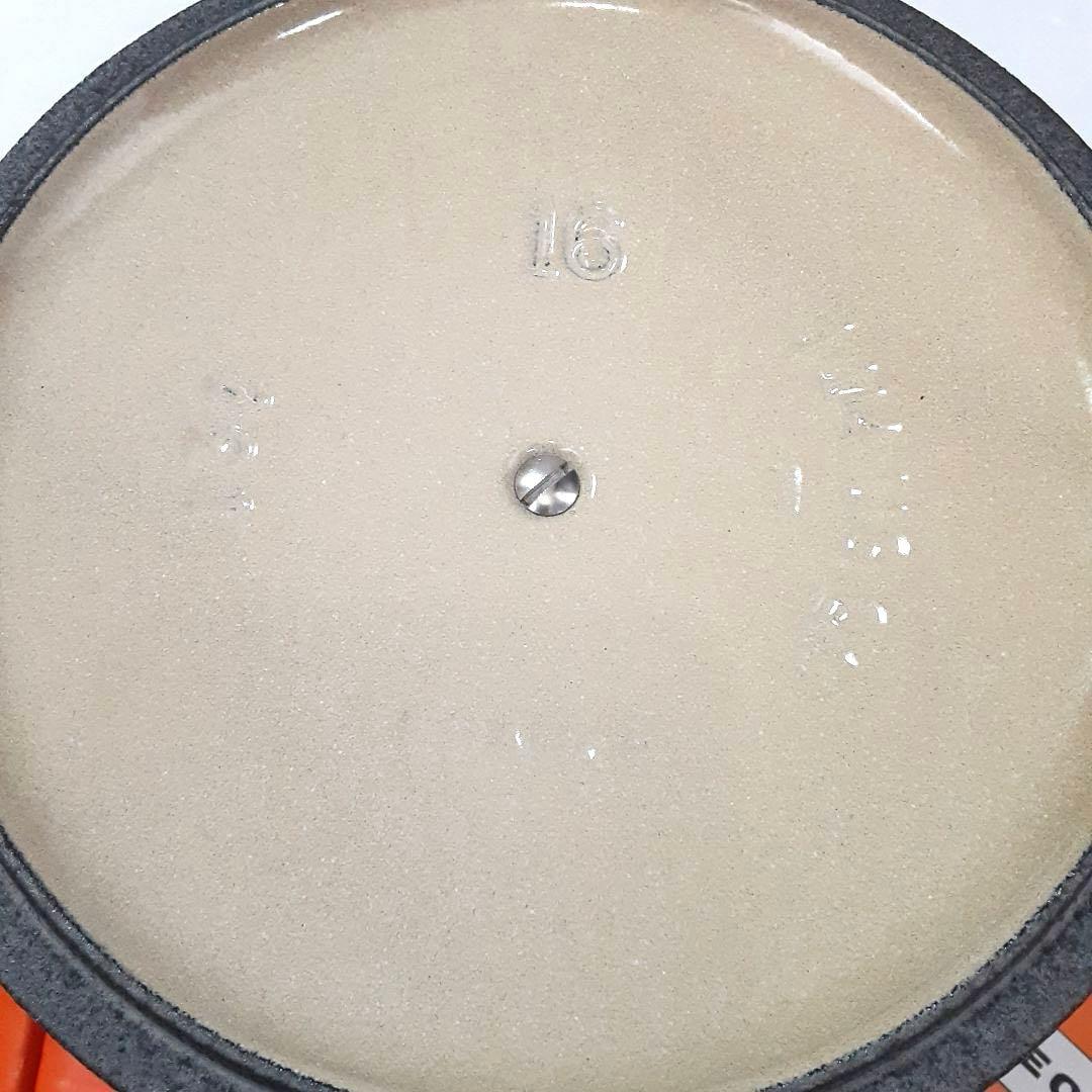 新品　未使用　ルクルーゼ鍋　16cm ブラックマット