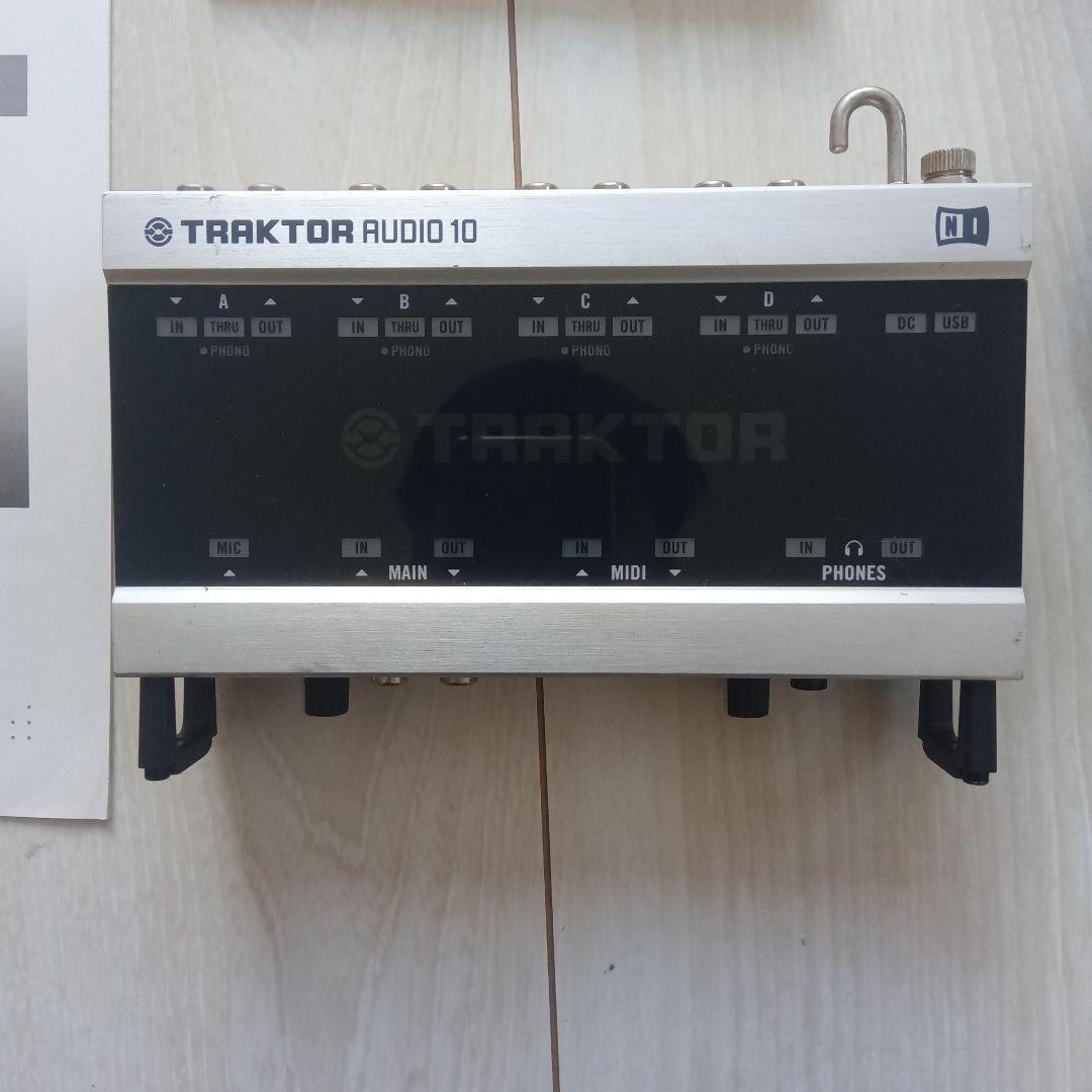 Traktor Scratch　Pro　２　Audio１０トラクタースクラッチ