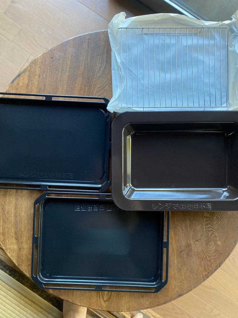 東芝 石窯 オーブンレンジ用角皿2枚・深皿1枚・焼き網1枚