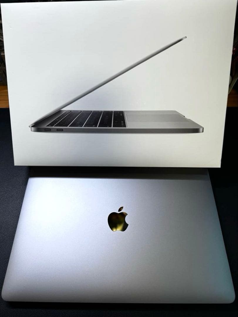 Macbook Pro 13 inch 2017 8G 256G バッテリー正常
