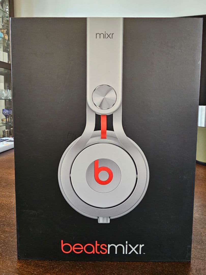 【中古】beats mixr ヘッドフォン　イヤーパッド交換済み