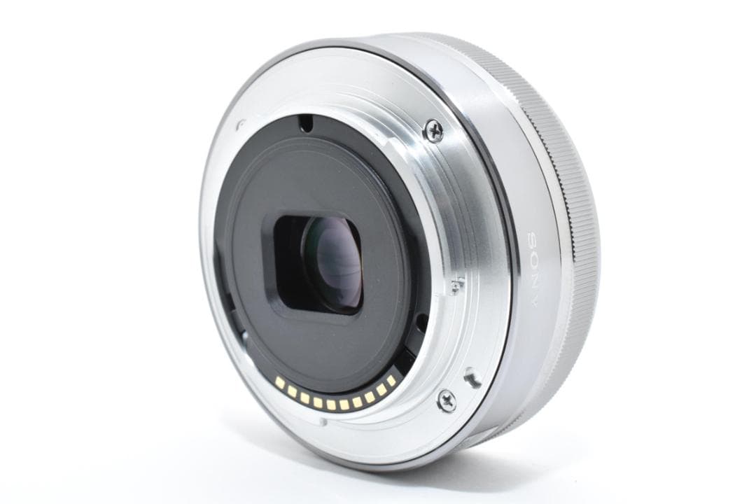 ソニー SEL16F28 カメラレンズ 16mm f2.8 シルバー Sony