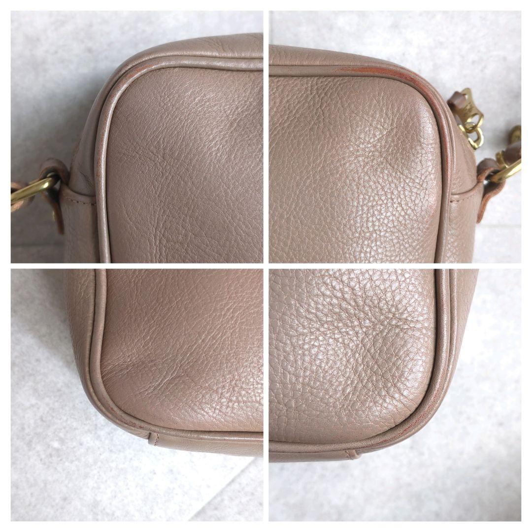 美品✨ イルビゾンテ 本革 ショルダーバッグ カメラバッグ デカロゴ フリンジ