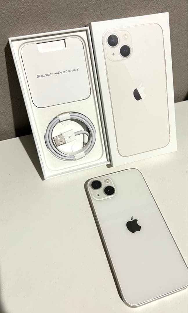 極美品 Apple iPhone13 ホワイト 128GB 本体　SIMフリー