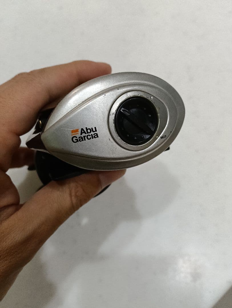 アブガルシア　Abu　レボ　プレミア　ベイトリール　ギア比6